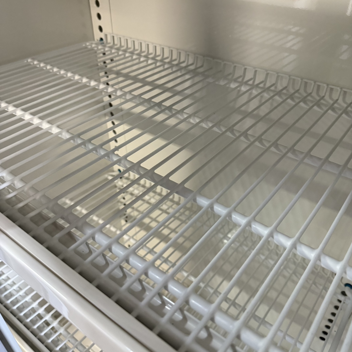 【中古】Panasonic　冷蔵ショーケース　2023年製　SMR-H180NC