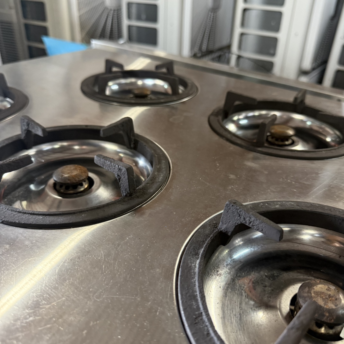 【中古】5口卓上ガスコンロ　M-605C